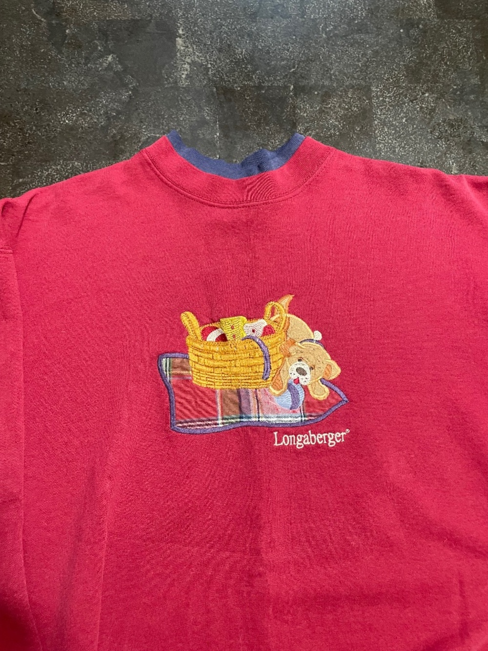 Longaberger Vintage Red Crewneck Sweatshirt w/Embroidered Graphic